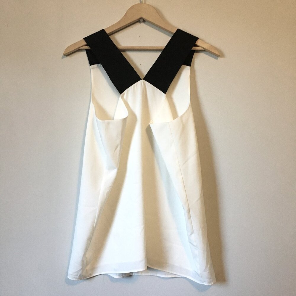 Banana Republic Bi-Layer Chiffon White Tank Top Black Band Shoulder Straps Small - Picture 2 of 13